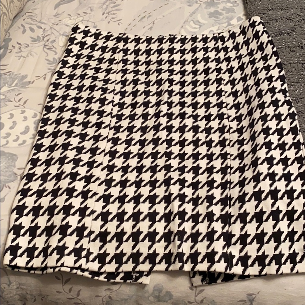 Houndstooth Skirt